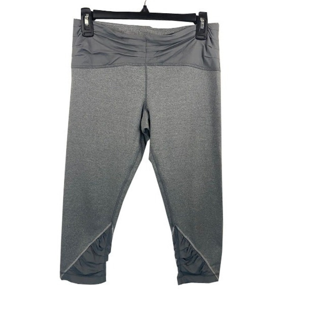 Lululemon Embrace Crop Legging Size 10 21" Black Gray Ruched Back Capri